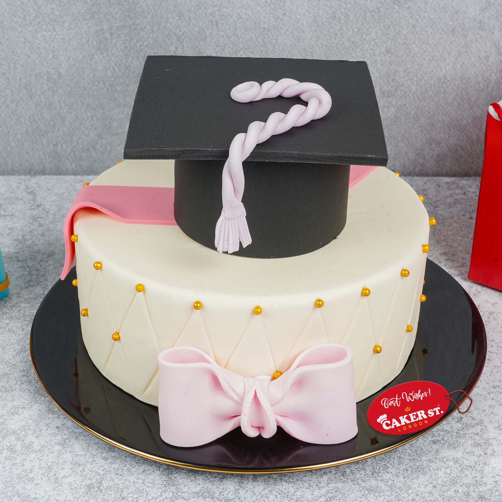 Commencement Graduation Cake 