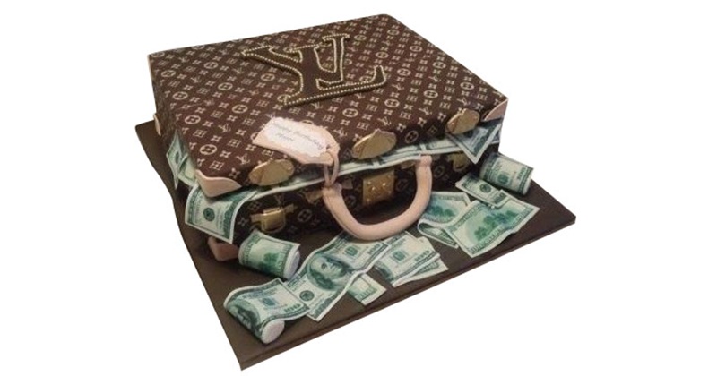 Cash money LV purse cake  Purse cake, Lv purse, Cheap louis