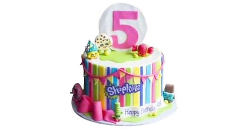 5 years birthday cake Royalty Free Vector Image