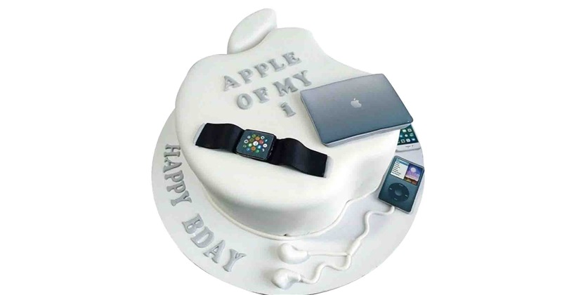 Apple Birthday Cakes