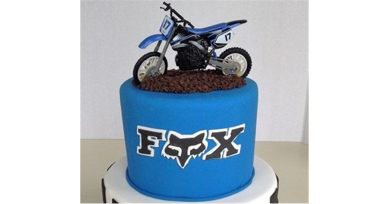 www.cake.lk | Yamaha Bike Cake 2Kg