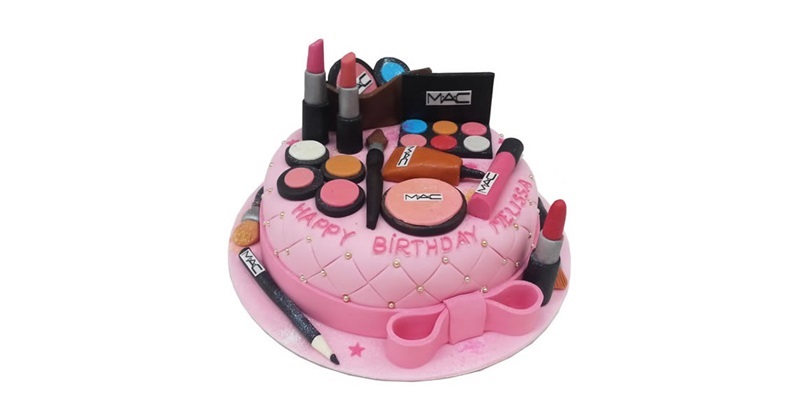 Makeup Theme Cakes