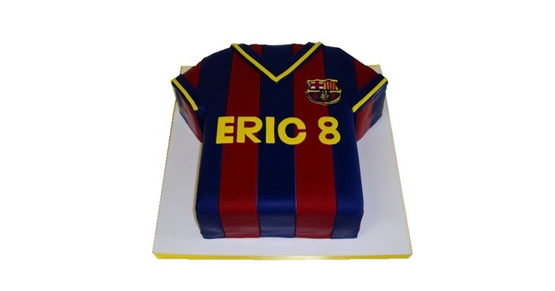 Barcelona T shirt cake, cupcakes and cookie pops |