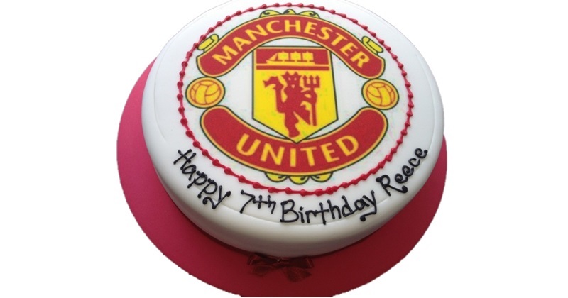 Manchester united cake