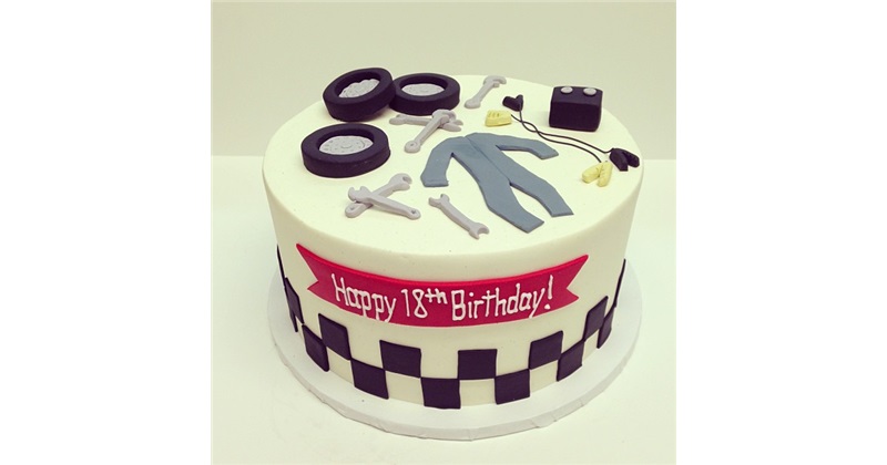 Car mechanic cake 🚙🚛🚘🔧🔩⚙️ - Cakes by Adele (Broxbourne) | Facebook