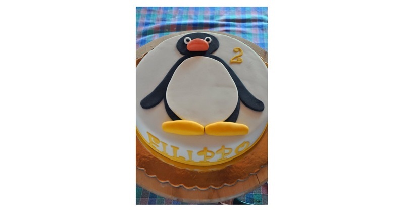 Kids' Special - Pingu Snow Cake - order cake online cake in coimbatore -  Friend In knead