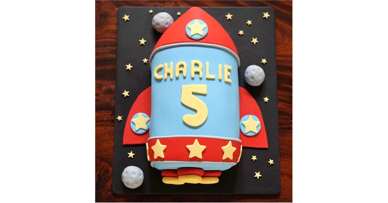 Outer Space Astronaut Cake Toppers - Set of 11 - Astronaut Figurines, Rocket,  Stars, Clouds, Balls and Happy Birthdany Cake Decor price in UAE | Amazon  UAE | kanbkam