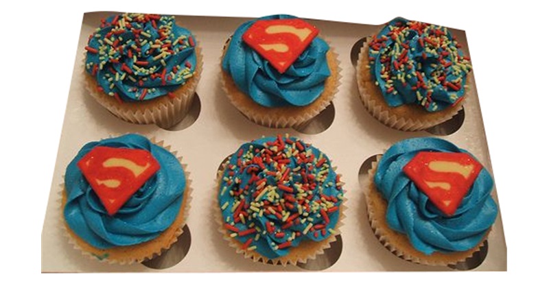 superman cupcakes