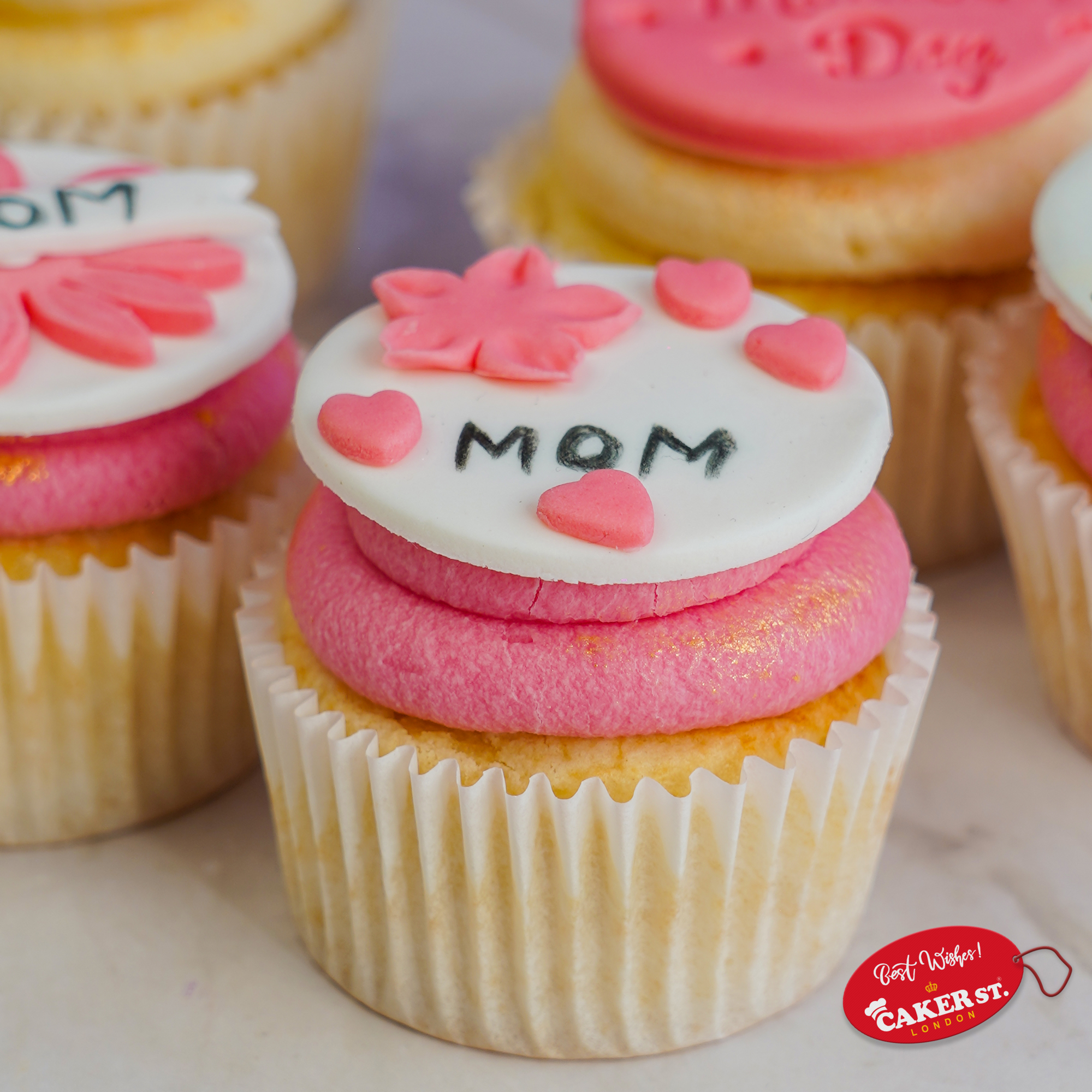 Mom's Sweet Love Cupcake