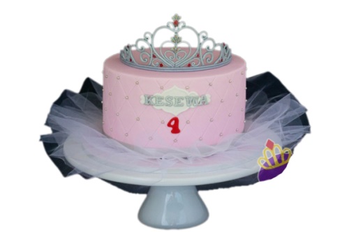 Tiara cake